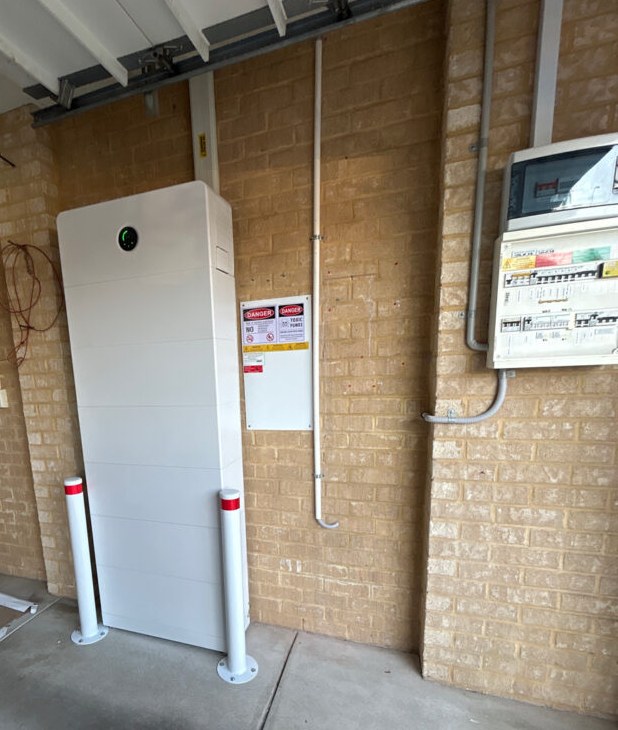 50kWh Hybrid Battery in Applecross
