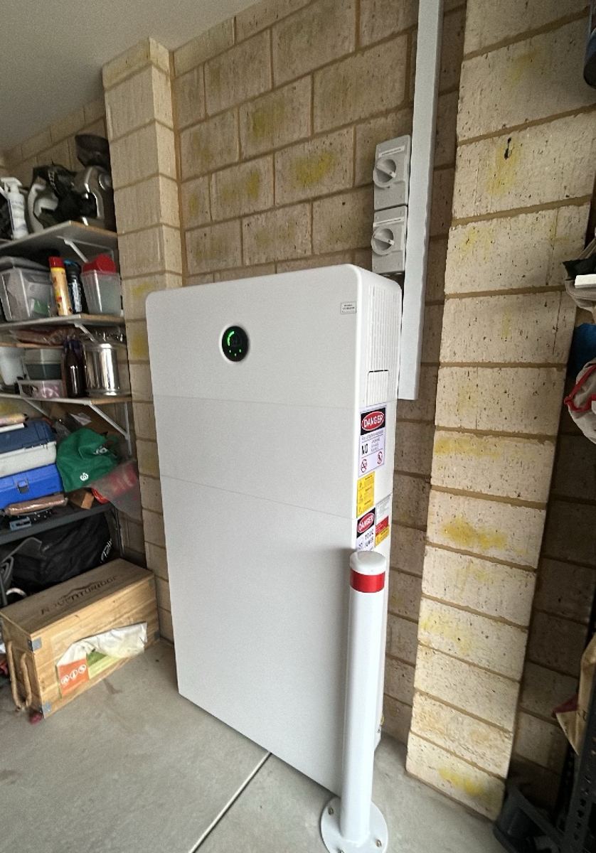 Home battery installed by Redtail Energy