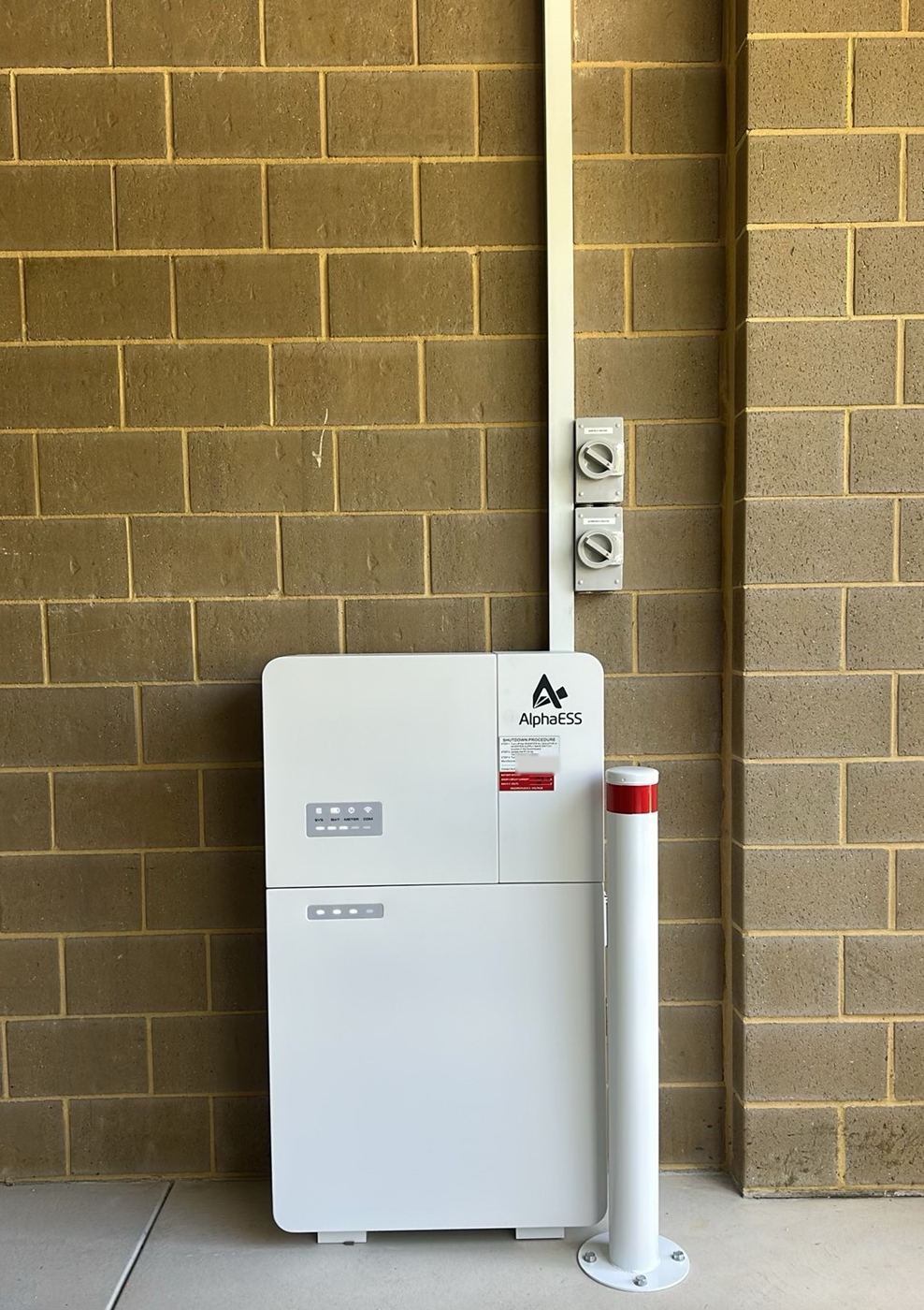 Alpha ESS battery with bollard