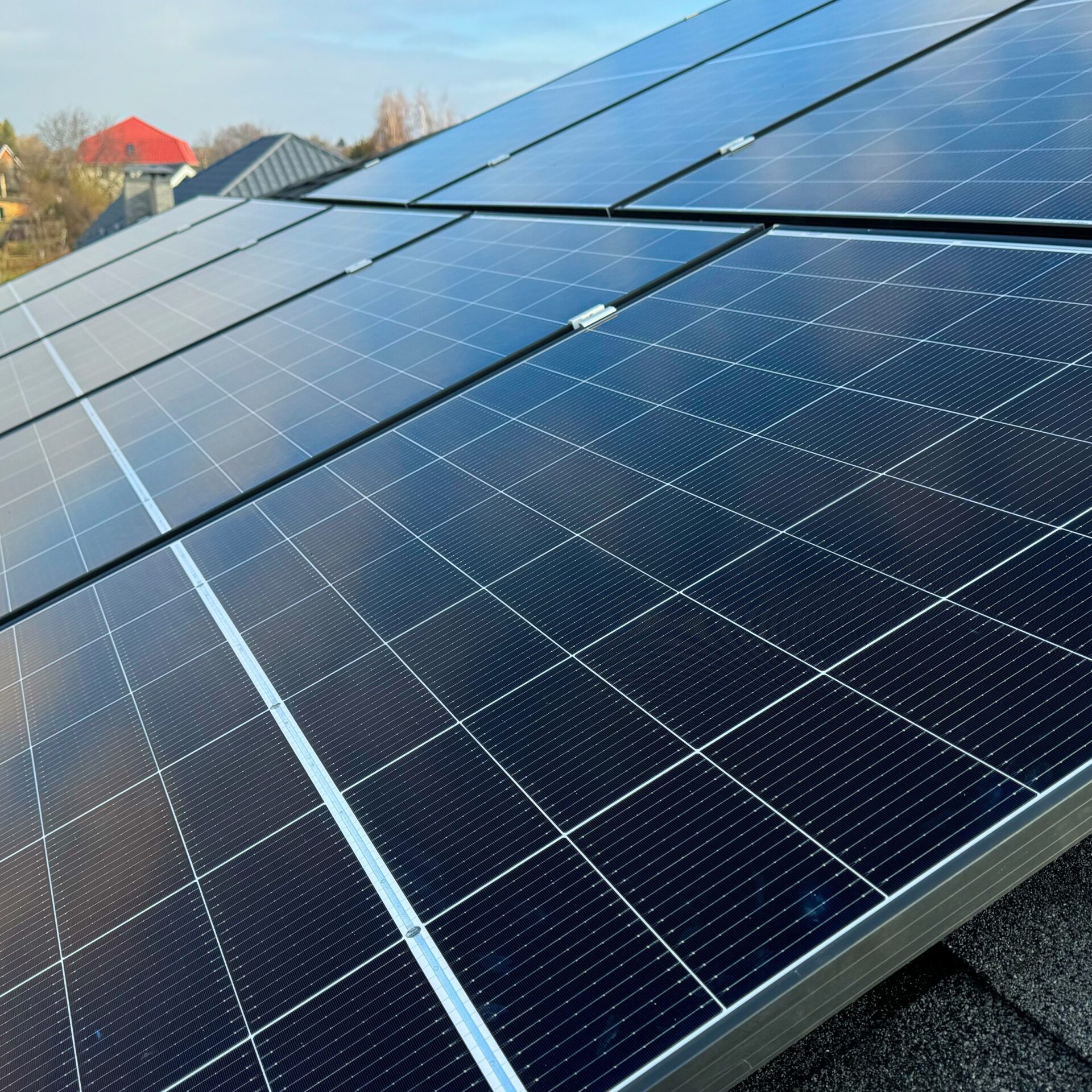 Solar,Energy,System,On,A,Residential,Roof,With,Panels,For